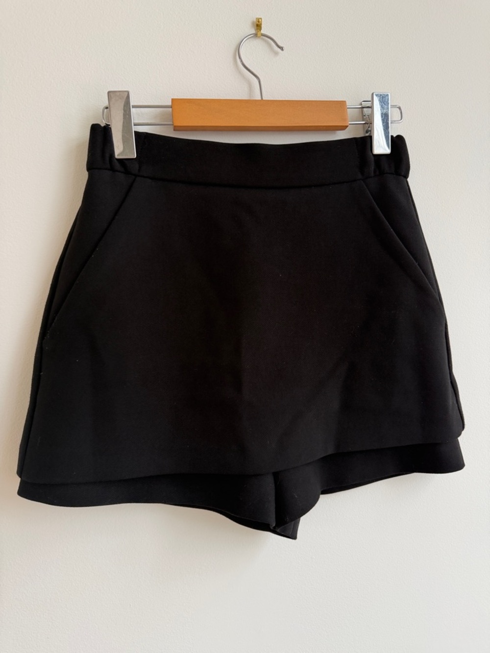 Maje Black Women's Skort